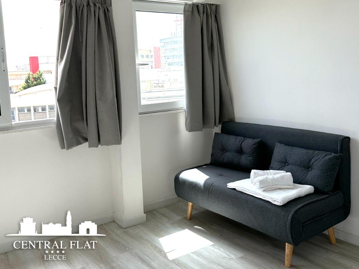 Lecce Central Flat - Attico Con Patio E Parcheggio Privato Apartment ภายนอก รูปภาพ